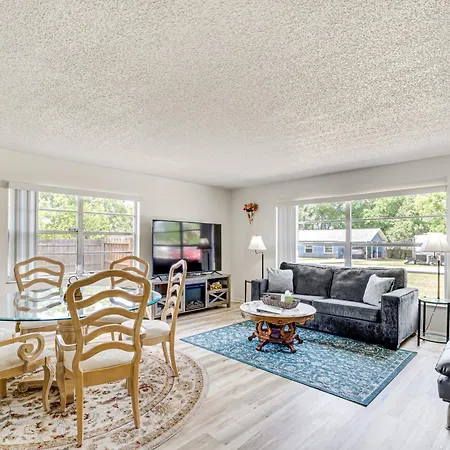 Dog-Friendly Home, 10 Mi To Downtown Ocala
